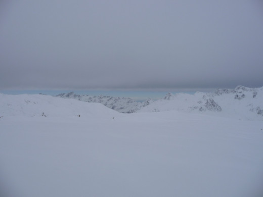 Refuge Etendard - Limite de la nappe nuageuse avant midi