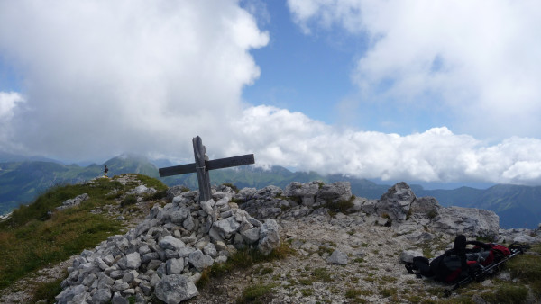 MONT COLOMBIER PAR ROCHERS DE LA BADE - Sommet du Colombier