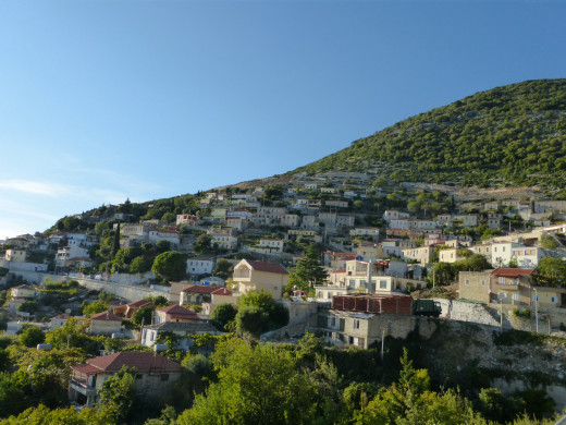 Albanie - Village typique de la Riviera Albanaise